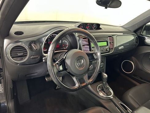 Used 2013 Volkswagen Beetle 2.0T FWD image 13