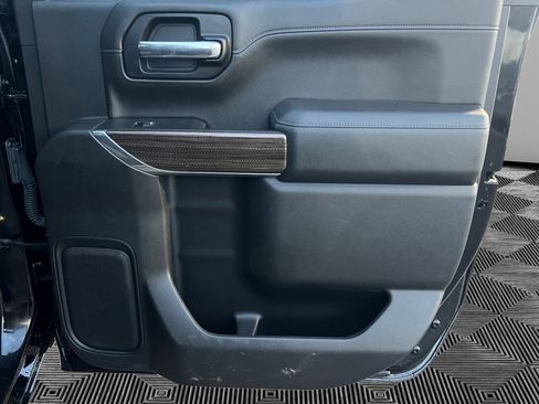 Used 2020 Chevrolet Silverado 1500 LT Trail Boss image 16