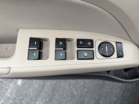 Used 2017 Hyundai Elantra Value Edition image 12