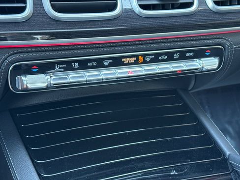 Used 2022 Mercedes-Benz GLE 350 4MATIC image 26