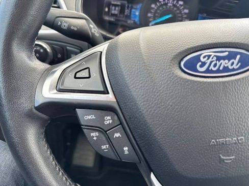 Used 2023 Ford Edge SEL AWD/4WD image 32