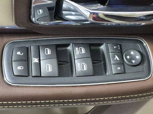 Used 2017 RAM 1500 Laramie w/ Convenience Group image 14