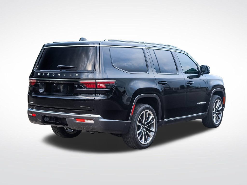 Used 2022 Jeep Wagoneer Series III w/ Premium Group I AWD/4WD image 5