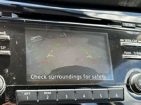 Used 2016 Nissan Rogue S AWD/4WD image 11