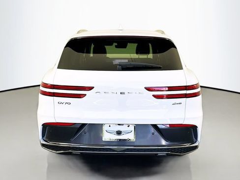 New 2026 Genesis GV70 2.5T AWD/4WD image 6