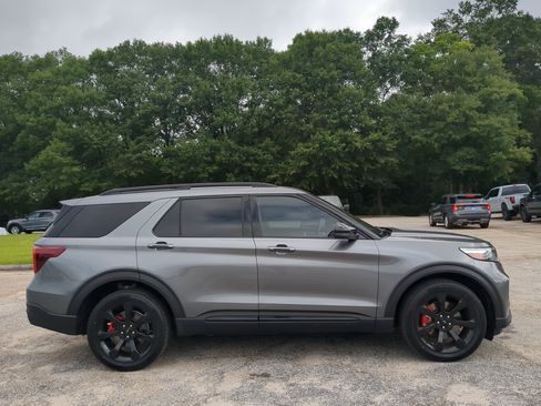 Certified 2023 Ford Explorer ST w/ Equipment Group 401A AWD/4WD image 1