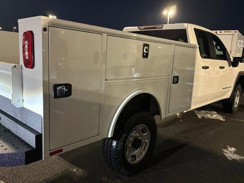 New 2025 GMC Sierra 2500 Pro w/ Convenience Package AWD/4WD image 6
