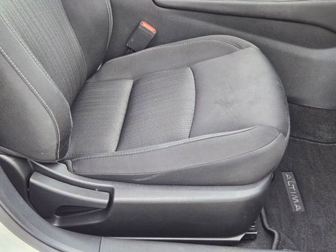 Used 2023 Nissan Altima 2.5 SV image 25