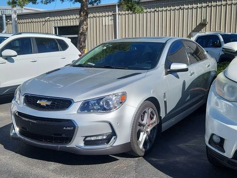 Used 2017 Chevrolet SS RWD image 3