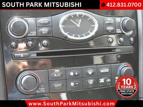 Used 2014 INFINITI QX70 AWD w/ Sport Technology Package image 23