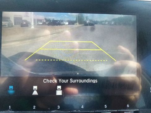 Used 2019 Honda Accord LX image 22
