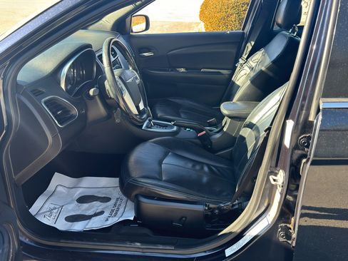 Used 2012 Chrysler 200 Limited image 15