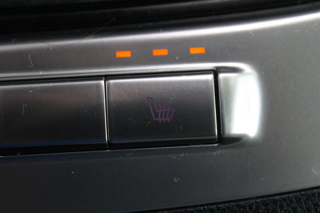 Certified 2025 Kia Carnival EX FWD image 45