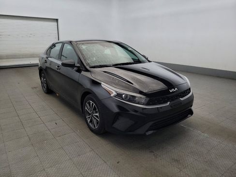 Used 2023 Kia Forte LXS FWD image 13