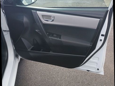 Used 2017 Toyota Corolla LE w/ LE Eco Premium Package FWD image 17