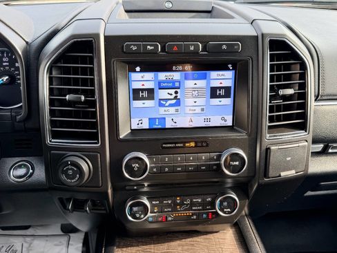 Used 2018 Ford Expedition Limited w/ Equipment Group 301A image 42