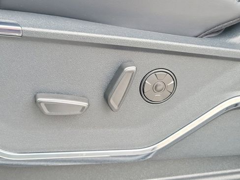 New 2026 Ford F250 Platinum AWD/4WD image 21