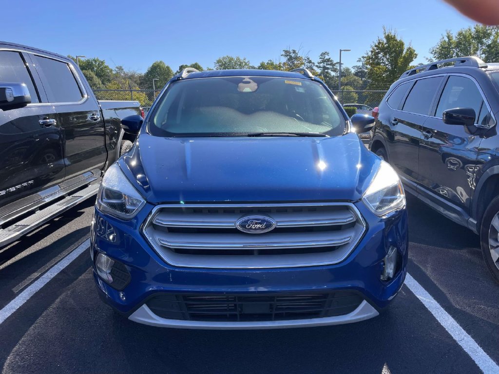 Used 2019 Ford Escape Titanium FWD image 2