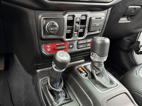 Used 2021 Jeep Wrangler Unlimited Rubicon 4xe w/ Steel Bumper Group image 23