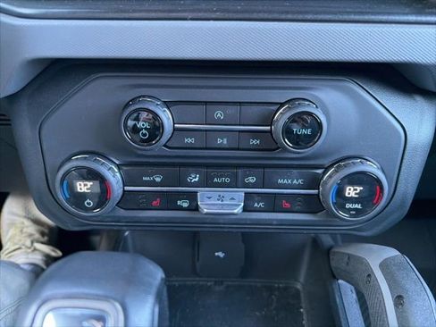 Used 2023 Ford Bronco Big Bend image 28