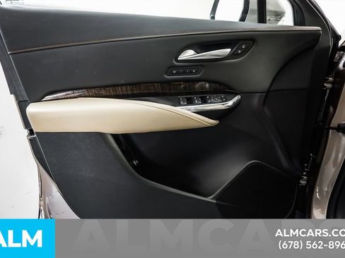 Used 2025 Cadillac XT4 Premium Luxury FWD image 50