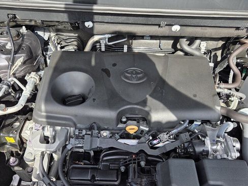Used 2024 Toyota RAV4 XLE Premium image 34