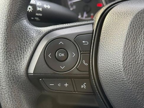 Used 2022 Toyota Corolla LE w/ LE Convenience Package image 20