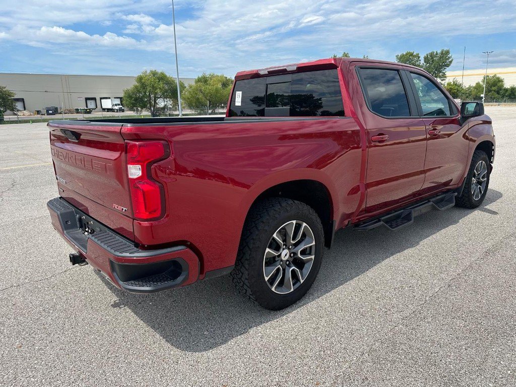 Used 2021 Chevrolet Silverado 1500 RST AWD/4WD image 3