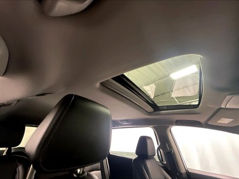 Used 2023 Honda Odyssey EX-L image 23