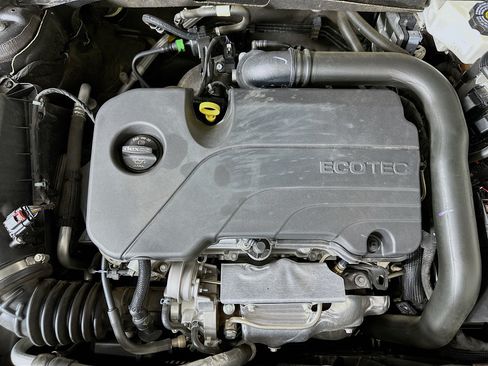 Used 2023 Chevrolet Malibu LT w/ Driver Confidence Package FWD image 31