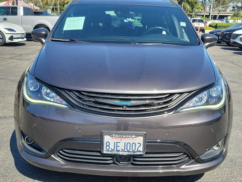 Used 2019 Chrysler Pacifica Limited w/ Advanced Safetytec Group image 7