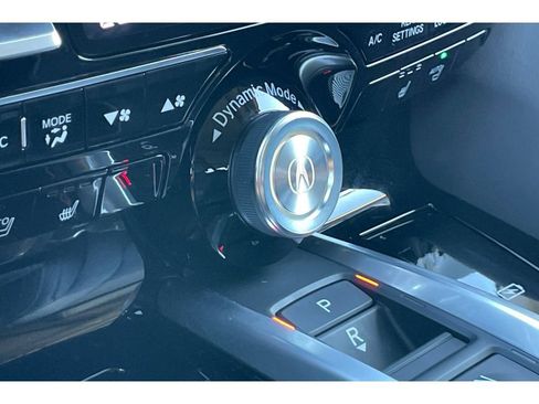 Certified 2025 Acura MDX SH-AWD w/ Technology Package image 31