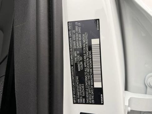 New 2026 Volvo XC90 B5 Core AWD/4WD image 29
