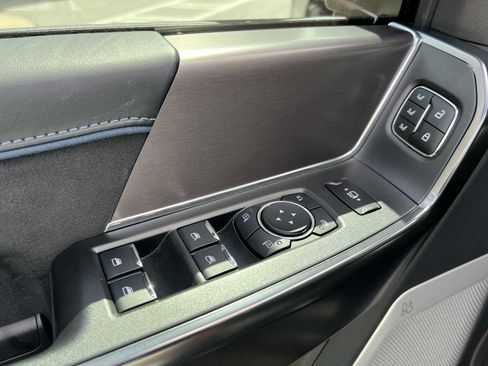 New 2026 Ford F250 Platinum image 12