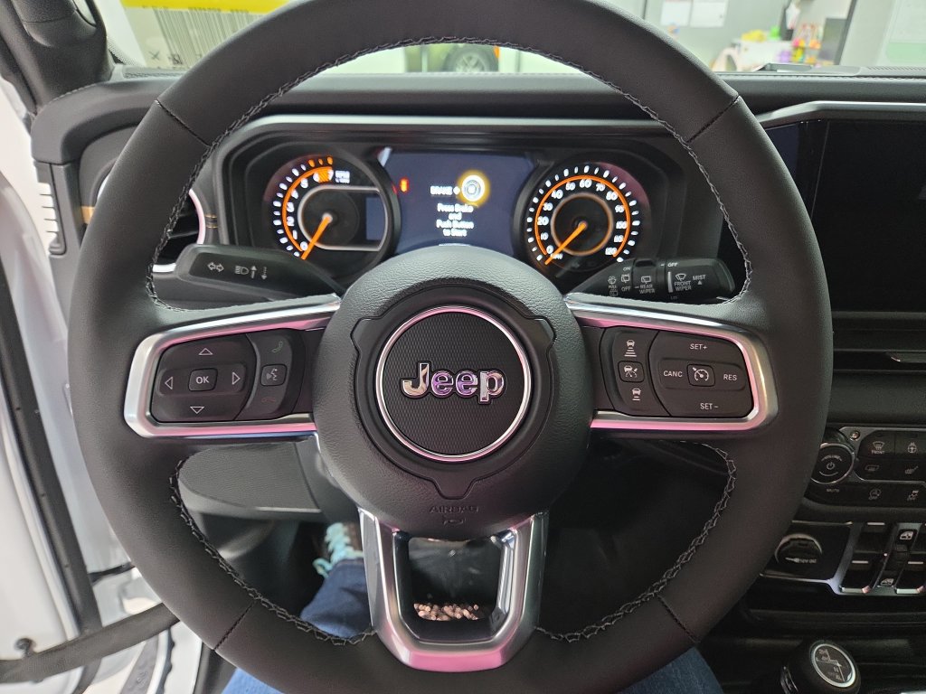 New 2027 Jeep Wrangler Unlimited Sahara AWD/4WD image 17