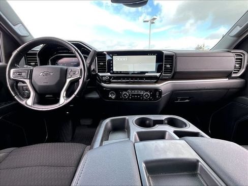 Used 2022 Chevrolet Silverado 1500 LT Trail Boss w/ Protection Package AWD/4WD image 21
