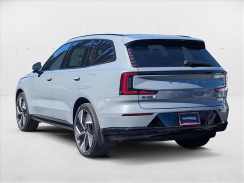 New 2025 Volvo EX90 Ultra image 9