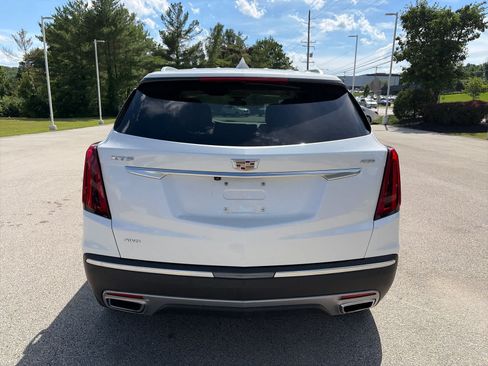 Used 2023 Cadillac XT5 Premium Luxury AWD/4WD image 3
