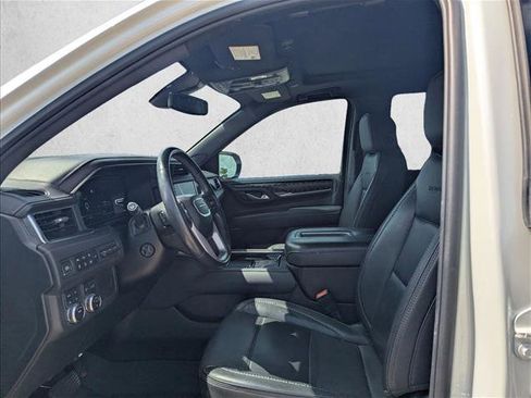 Used 2022 GMC Yukon Denali AWD/4WD image 12