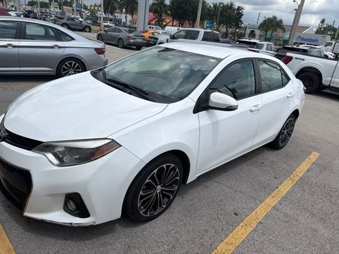 Used 2014 Toyota Corolla S FWD image 11