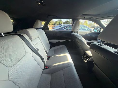Certified 2023 Lexus RX 350 Premium Plus w/ Cold Area Package FWD image 9