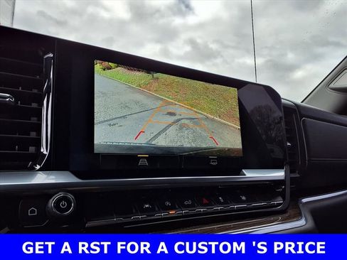 Used 2023 Chevrolet Silverado 1500 RST image 18