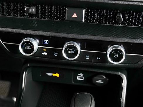 Used 2024 Honda CR-V LX image 15