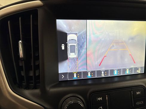 Used 2019 GMC Terrain Denali w/ Advanced Safety Package image 30