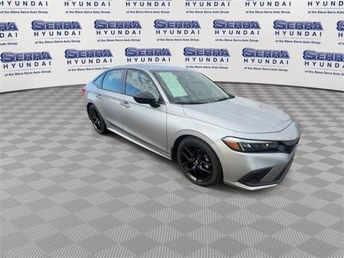 Used 2024 Honda Civic Sport image 2