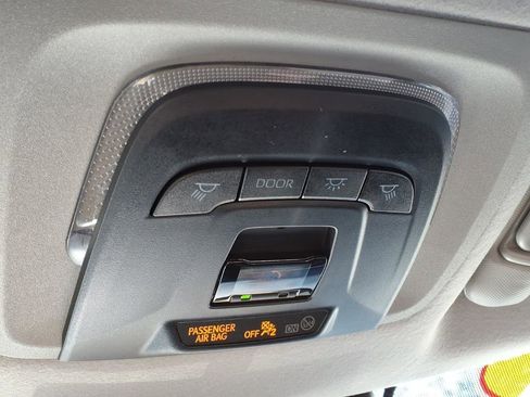 Used 2023 Toyota Corolla Cross LE image 15