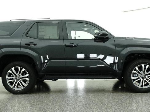 New 2026 Toyota 4Runner Limited AWD/4WD image 30