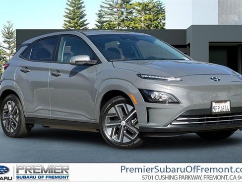 Used 2023 Hyundai Kona SE w/ Cargo Package image 1