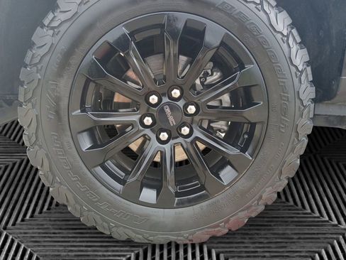 Used 2022 GMC Canyon Elevation w/ Trailering Package image 9