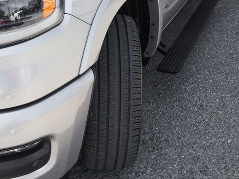 Used 2025 RAM 1500 Limited AWD/4WD image 57